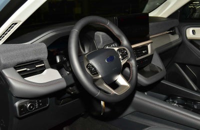 2026 Ford Explorer Active w/100A Pkg