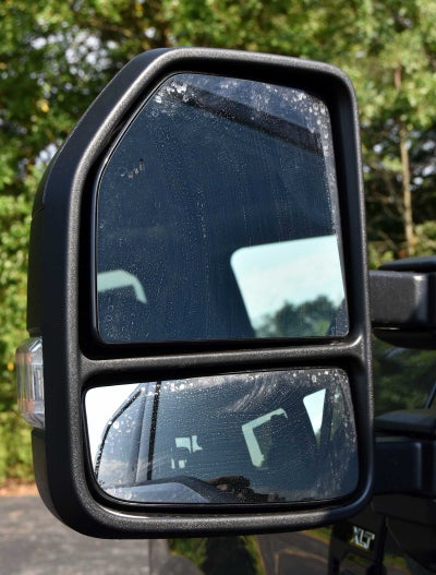 2027 Ford Super Duty F-250 SRW F-250® XLT