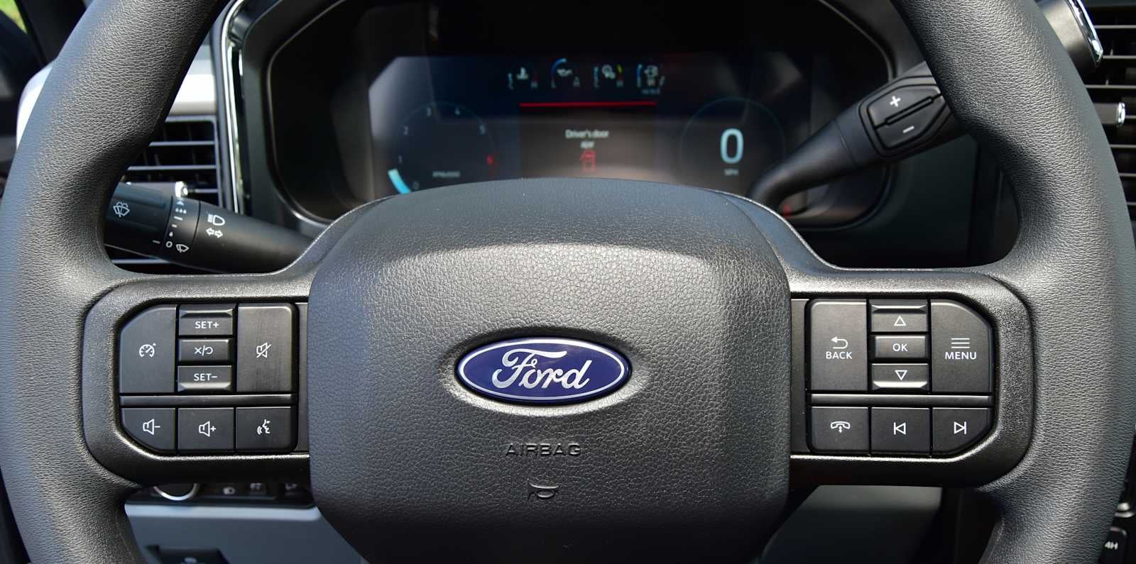 2027 Ford Super Duty F-250 SRW F-250® XLT
