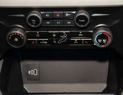 2027 Ford Super Duty F-250 SRW F-250® XLT