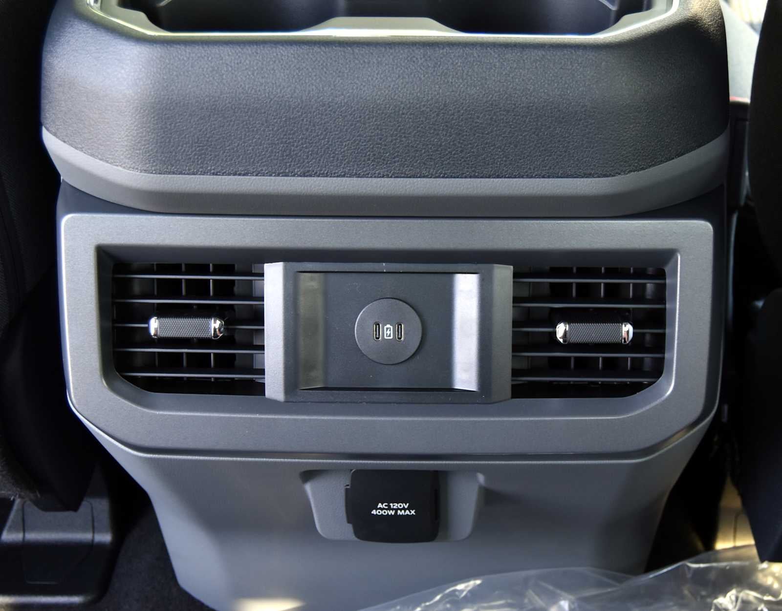 2027 Ford Super Duty F-250 SRW F-250® XLT