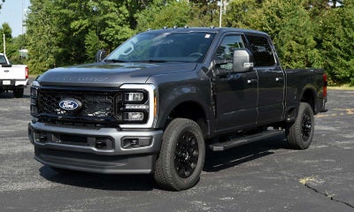 2027 Ford Super Duty F-250 SRW F-250® XLT