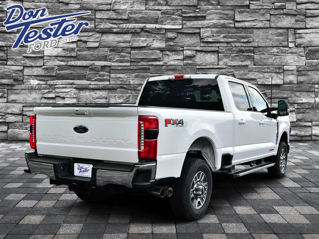 2026 Ford Super Duty F-350 SRW LARIAT