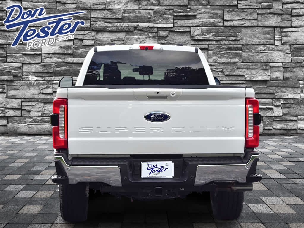 2026 Ford Super Duty F-350 SRW LARIAT