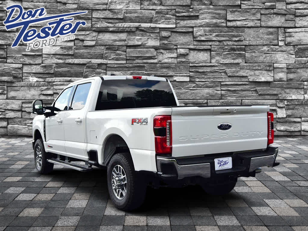2026 Ford Super Duty F-350 SRW LARIAT