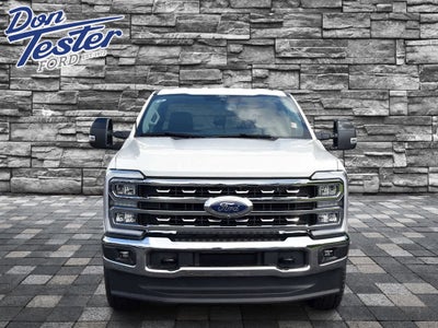 2026 Ford Super Duty F-350 SRW LARIAT