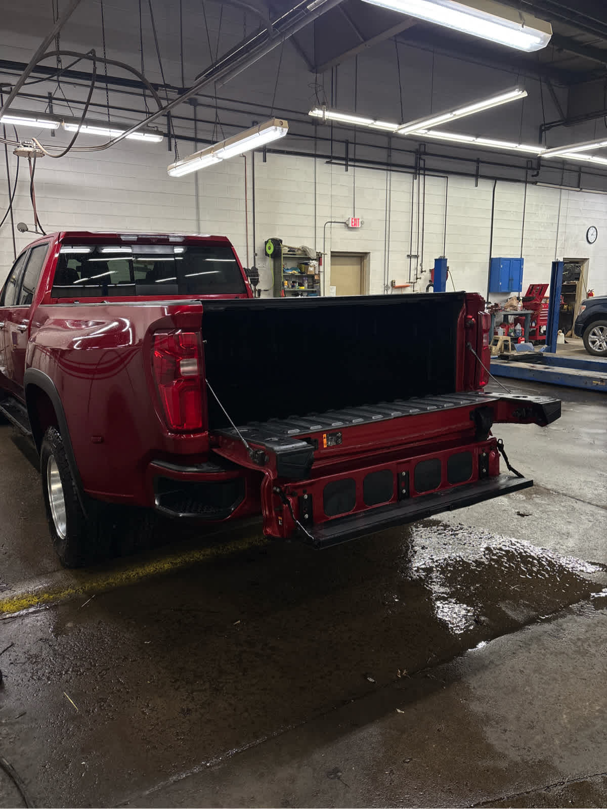 2022 Chevrolet Silverado 3500HD High Country