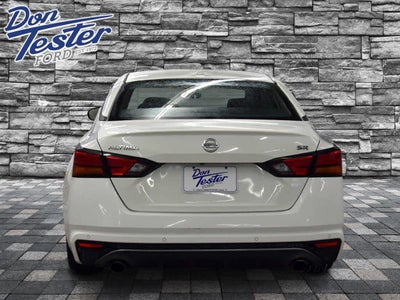 2022 Nissan Altima 2.5 SR