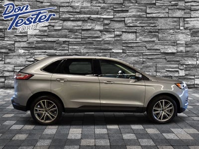2023 Ford Edge Titanium