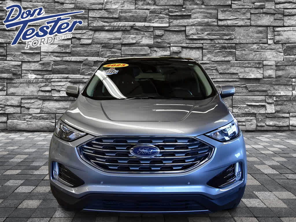 2023 Ford Edge Titanium