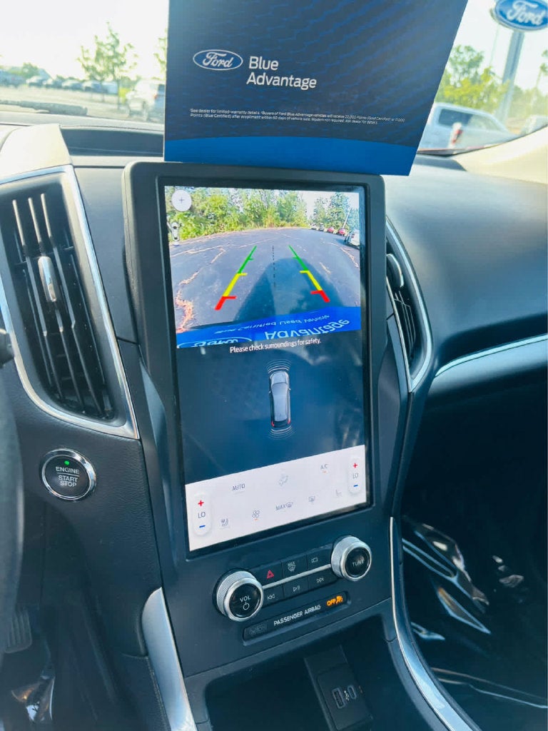 2023 Ford Edge Titanium