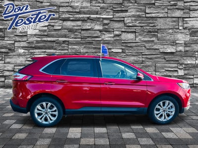 2023 Ford Edge Titanium