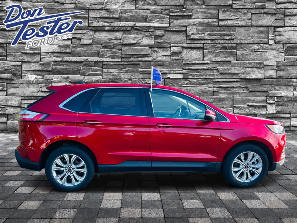 2023 Ford Edge Titanium