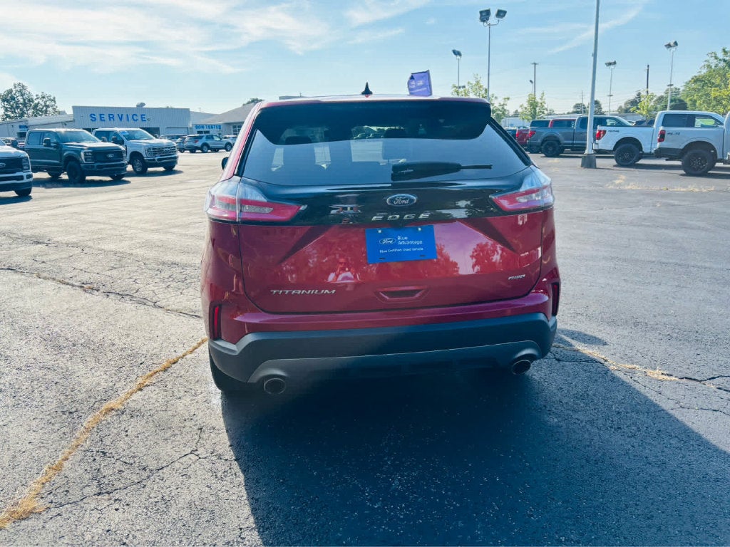 2023 Ford Edge Titanium