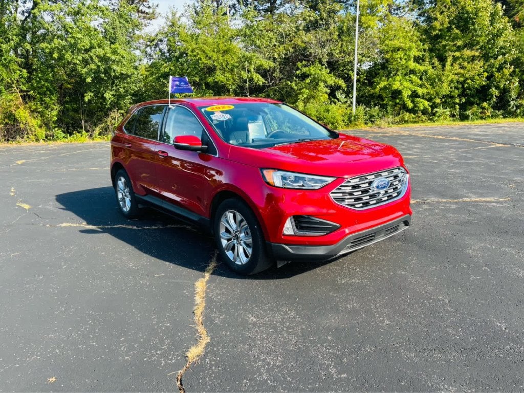 2023 Ford Edge Titanium