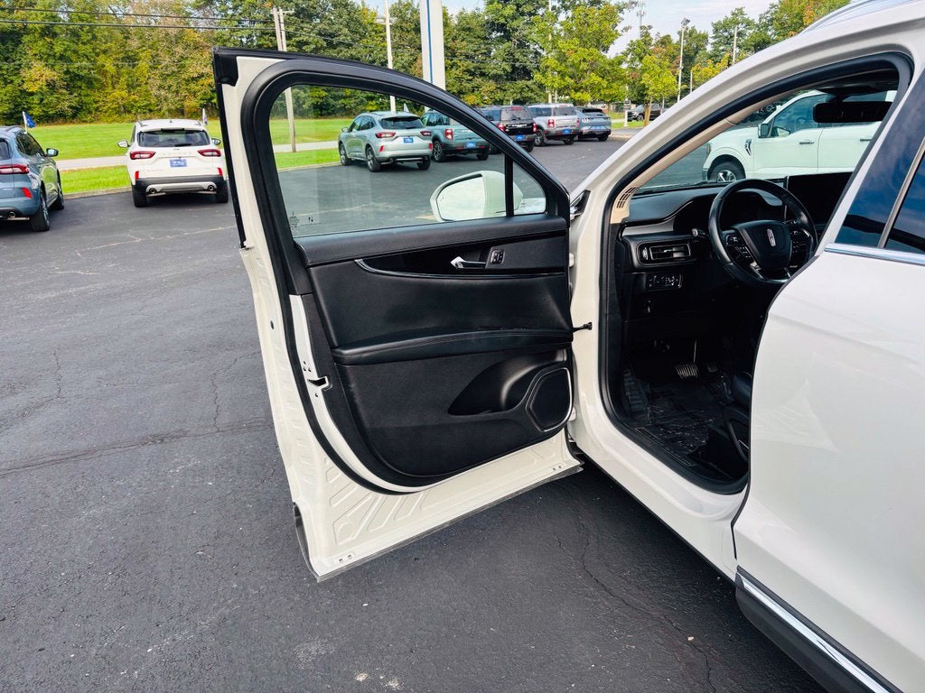 2021 Lincoln Nautilus Standard