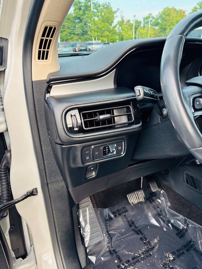 2021 Lincoln Nautilus Standard