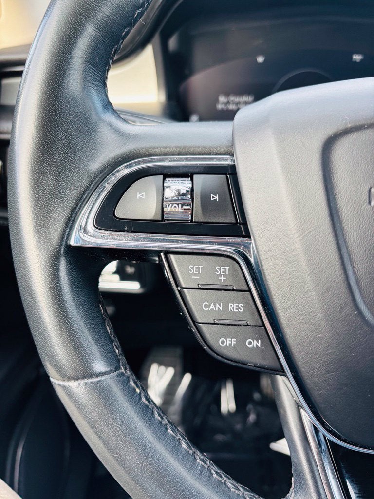 2021 Lincoln Nautilus Standard