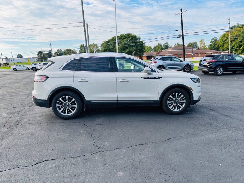 2021 Lincoln Nautilus Standard