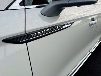 2021 Lincoln Nautilus Standard