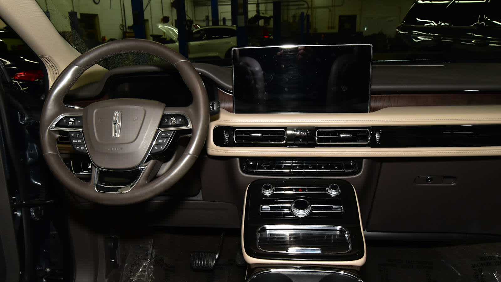 2021 Lincoln Nautilus Reserve