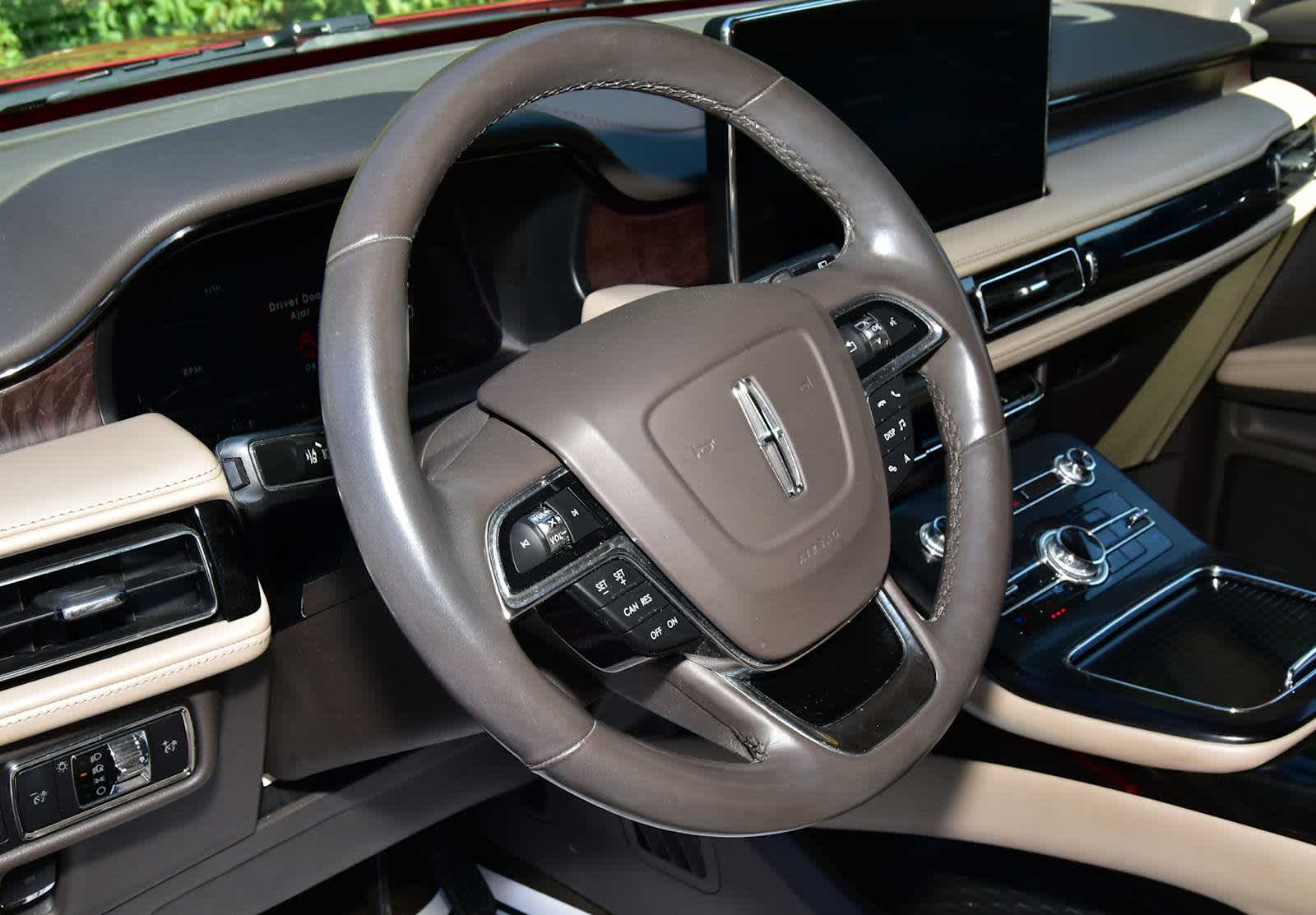 2021 Lincoln Nautilus Reserve