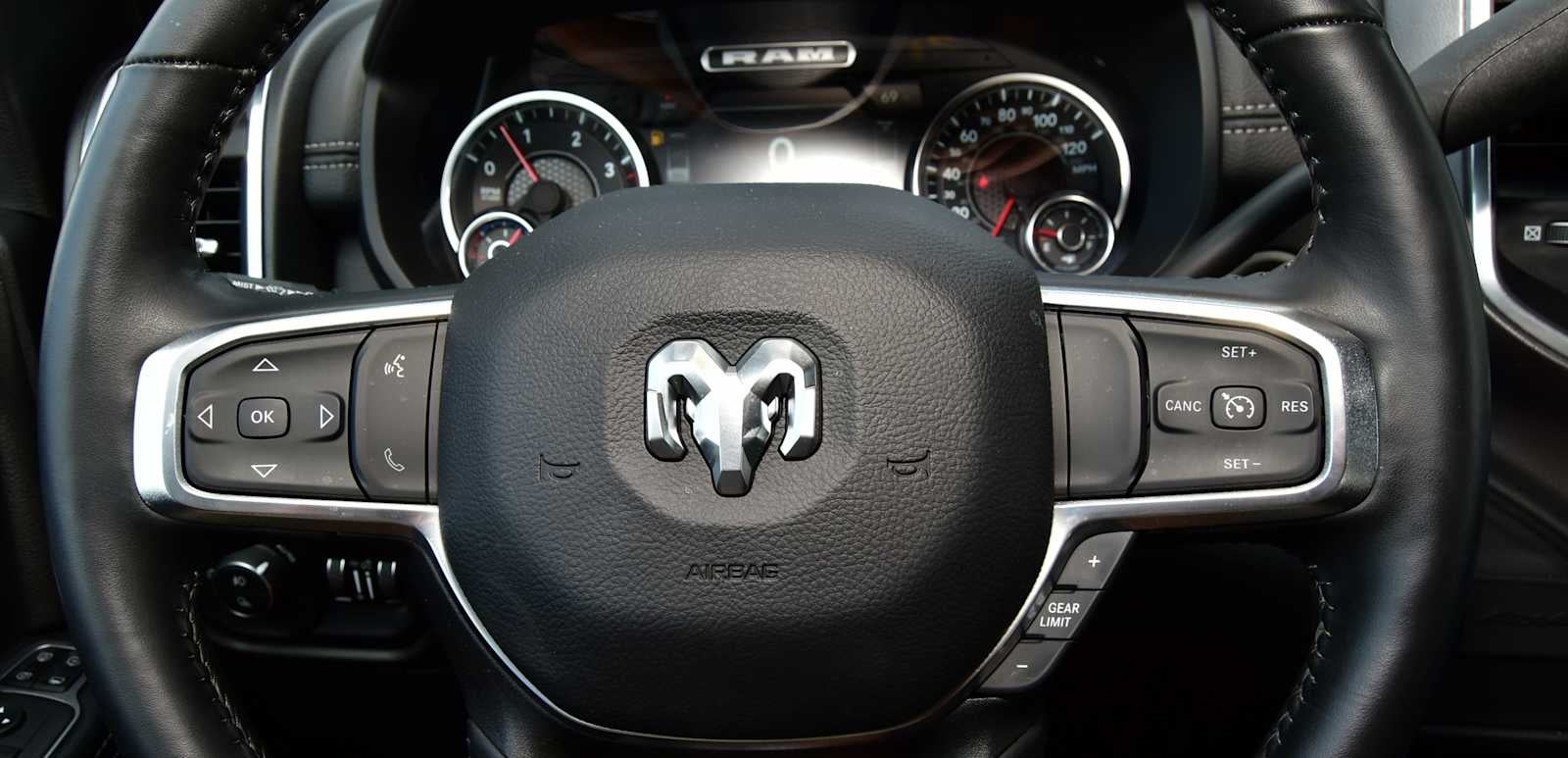 2024 RAM 3500 Laramie