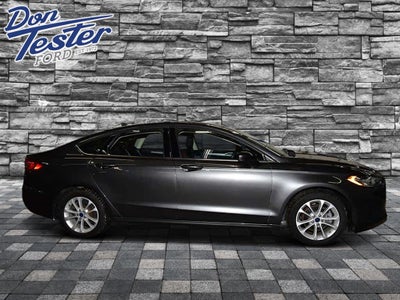 2020 Ford Fusion Hybrid SE