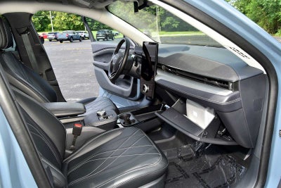 2023 Ford Mustang Mach-E California Route 1