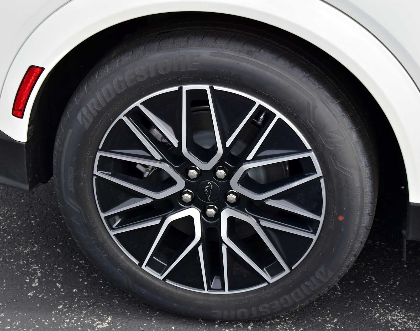 2026 Ford Mustang Mach-E Premium - Photo 12