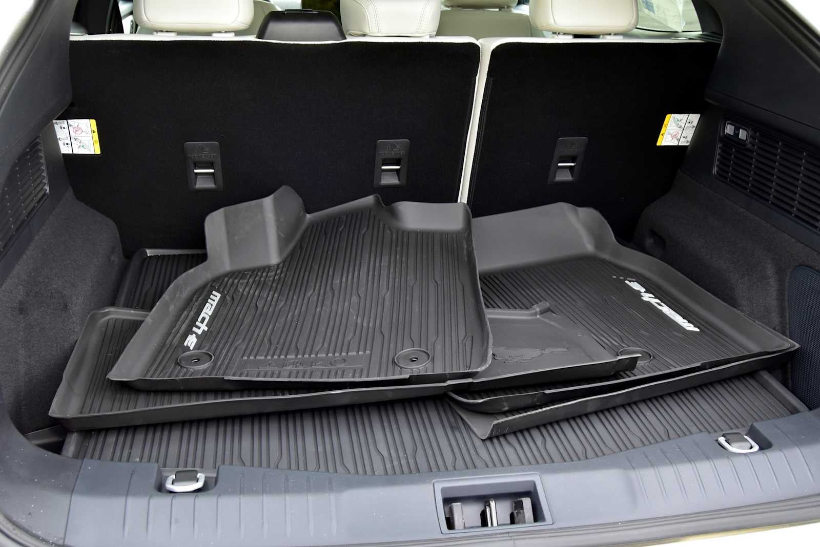 2026 Ford Mustang Mach-E Premium - Photo 15