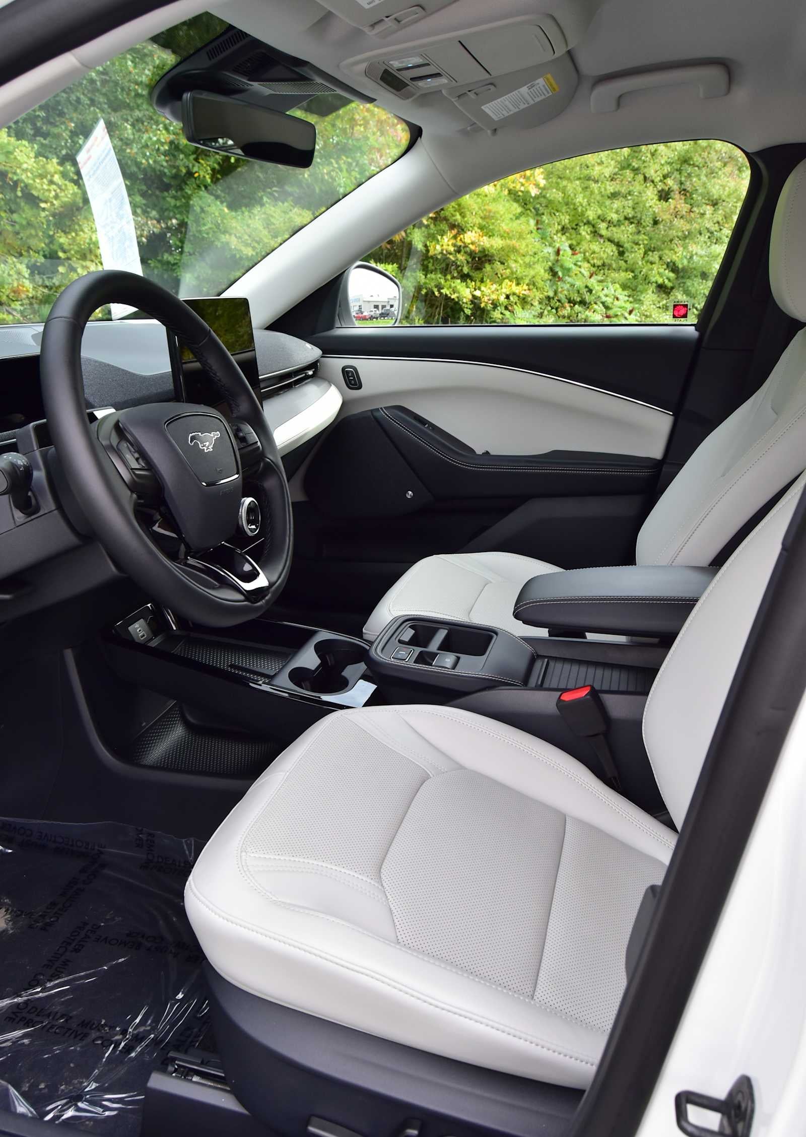 2026 Ford Mustang Mach-E Premium - Photo 20