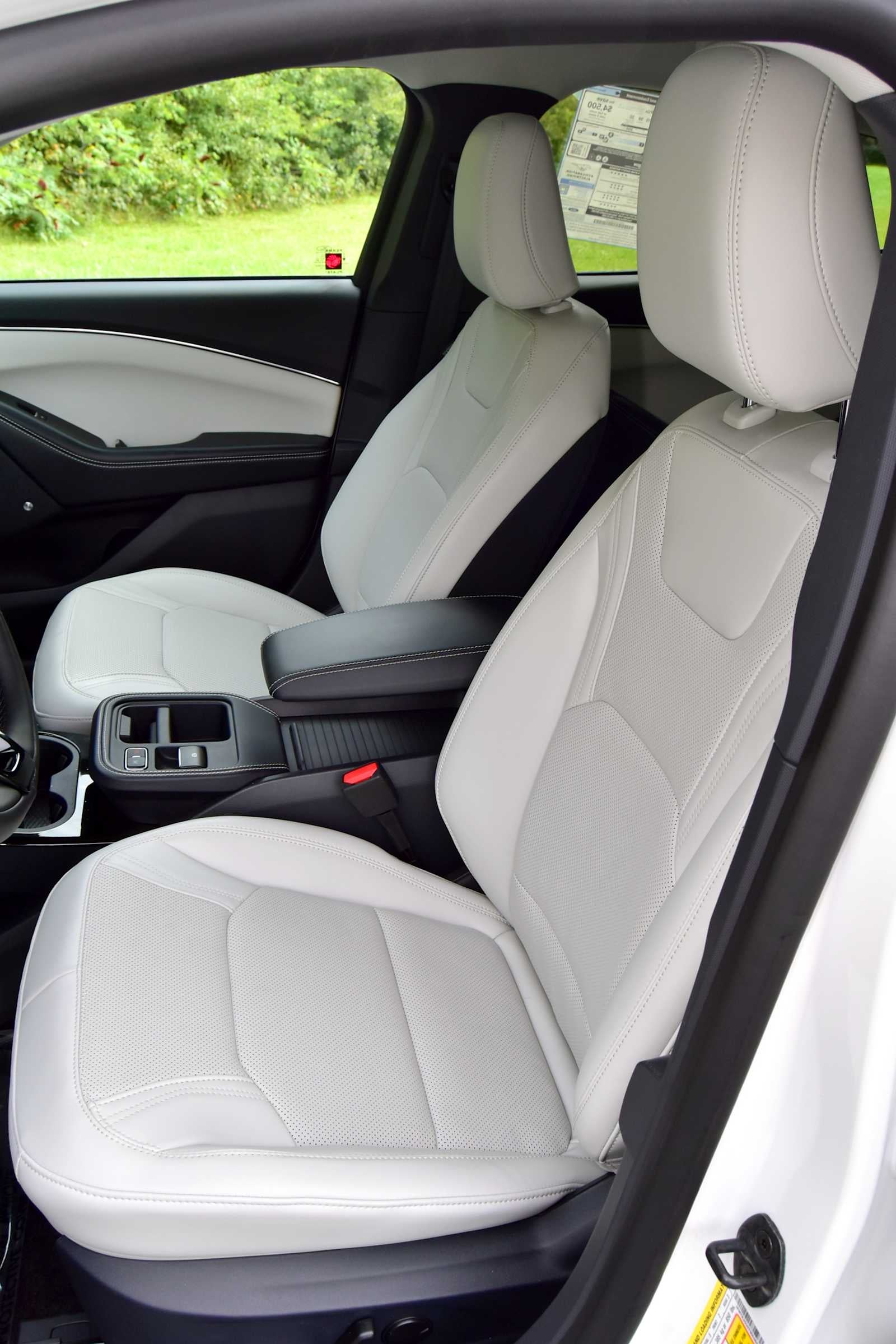 2026 Ford Mustang Mach-E Premium - Photo 21