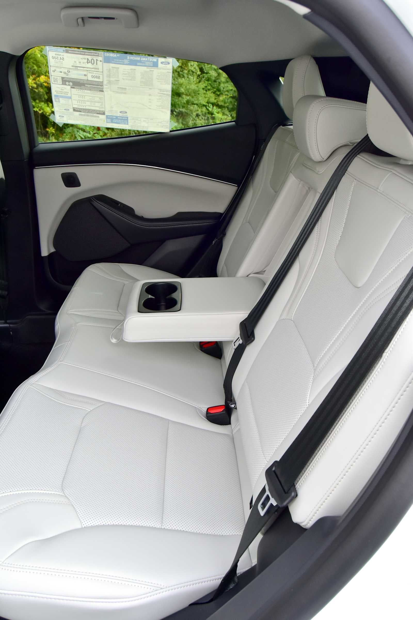 2026 Ford Mustang Mach-E Premium - Photo 37
