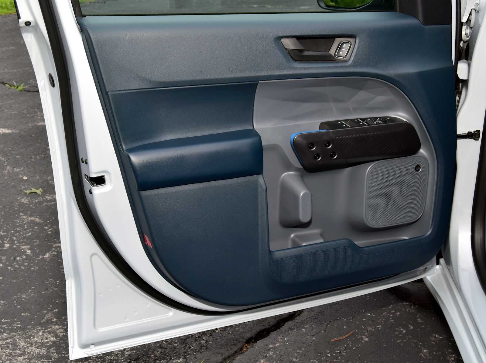2026 Ford Maverick Lobo High