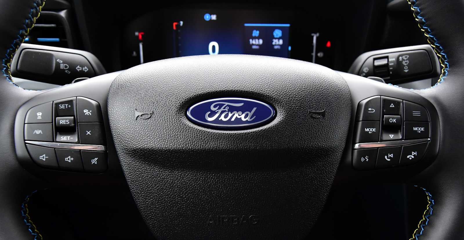 2026 Ford Maverick Lobo High