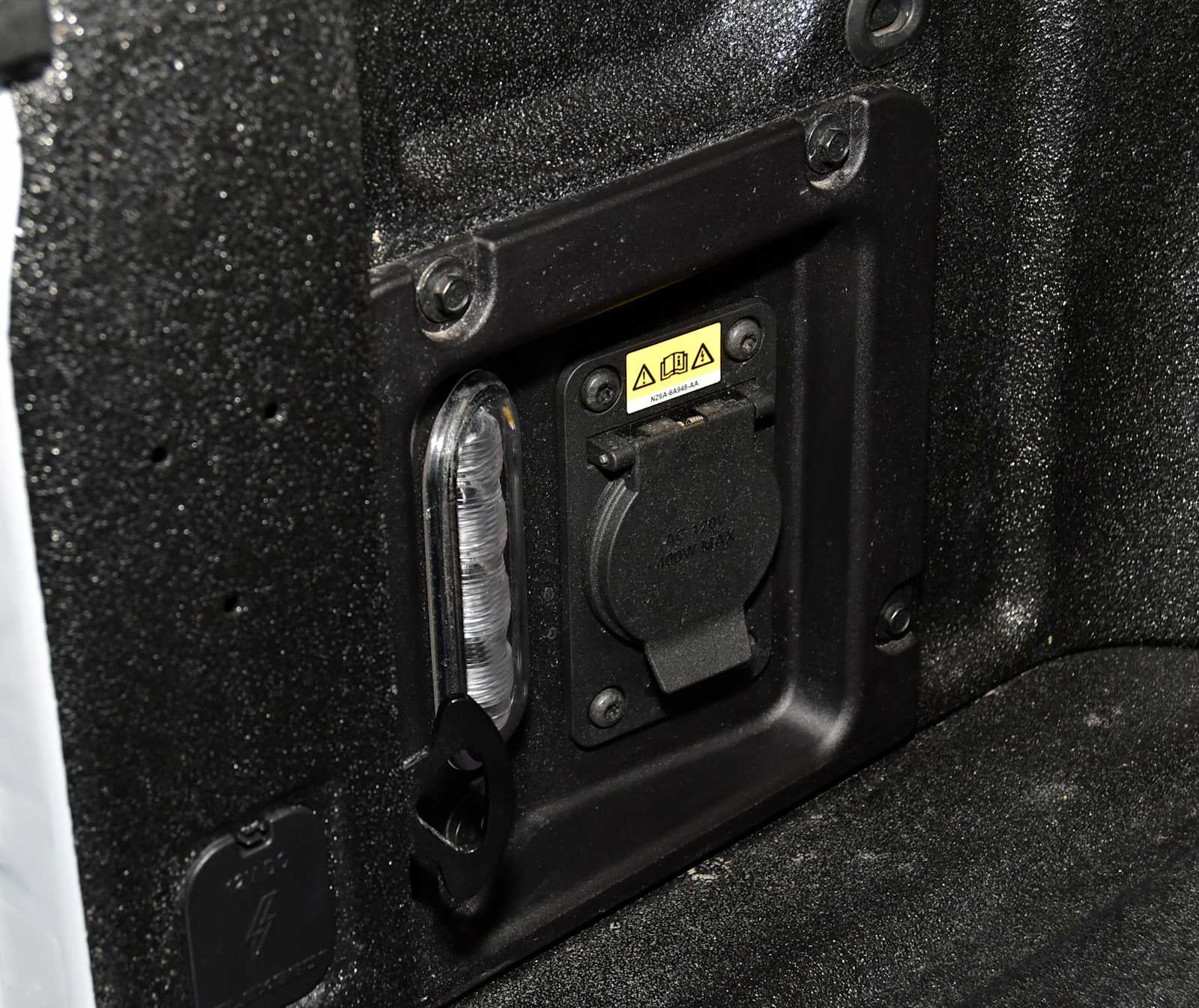 2026 Ford Maverick Lobo High