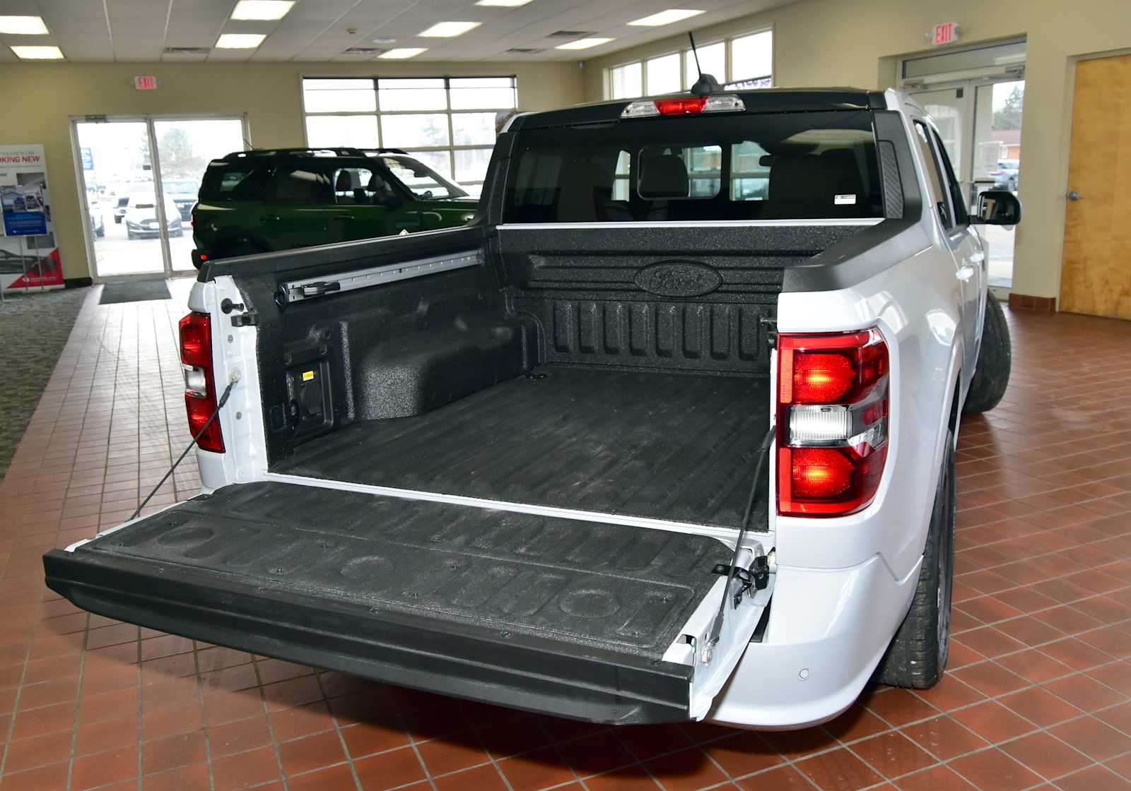 2026 Ford Maverick Lobo High