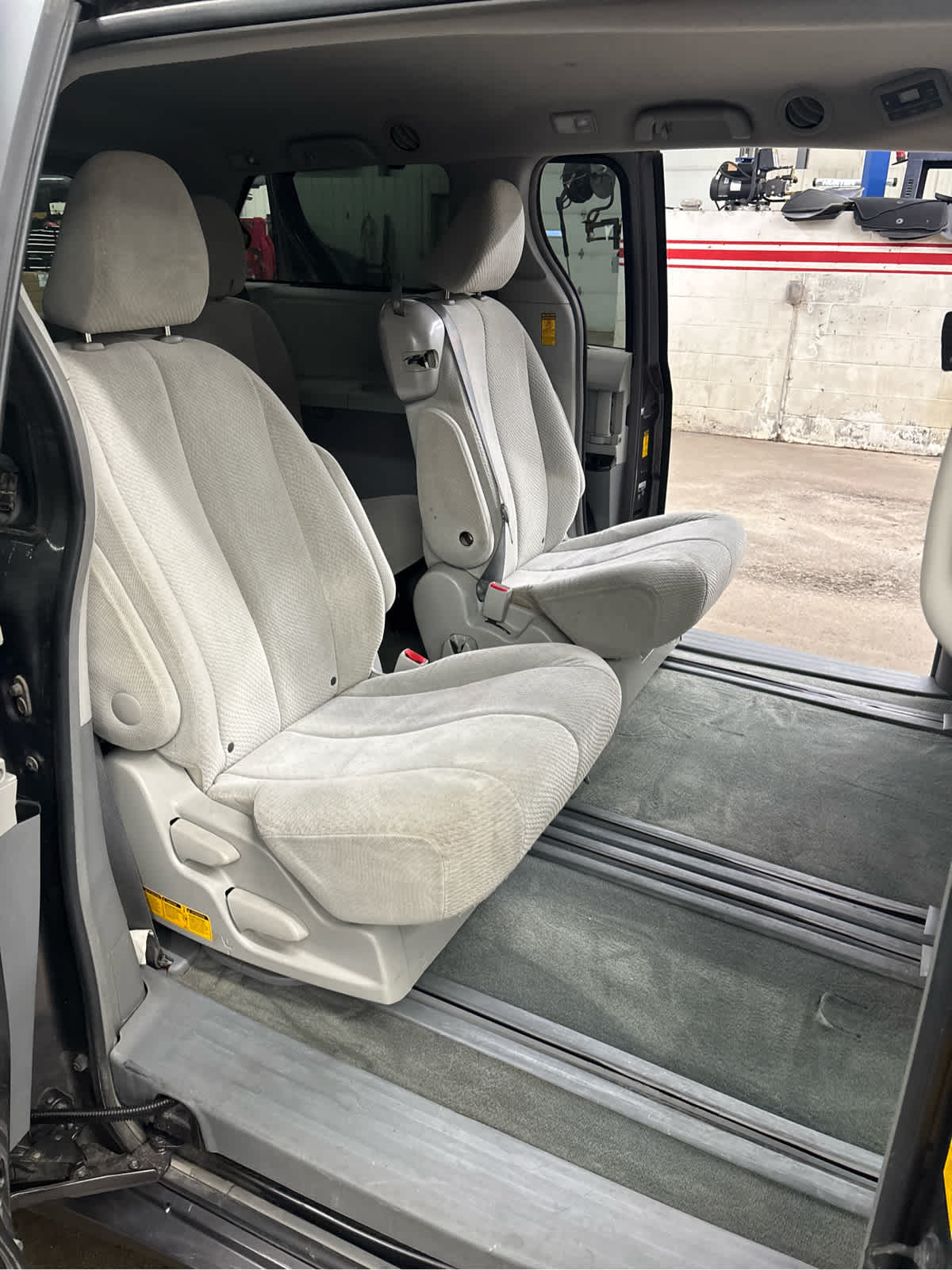 2014 Toyota Sienna LE