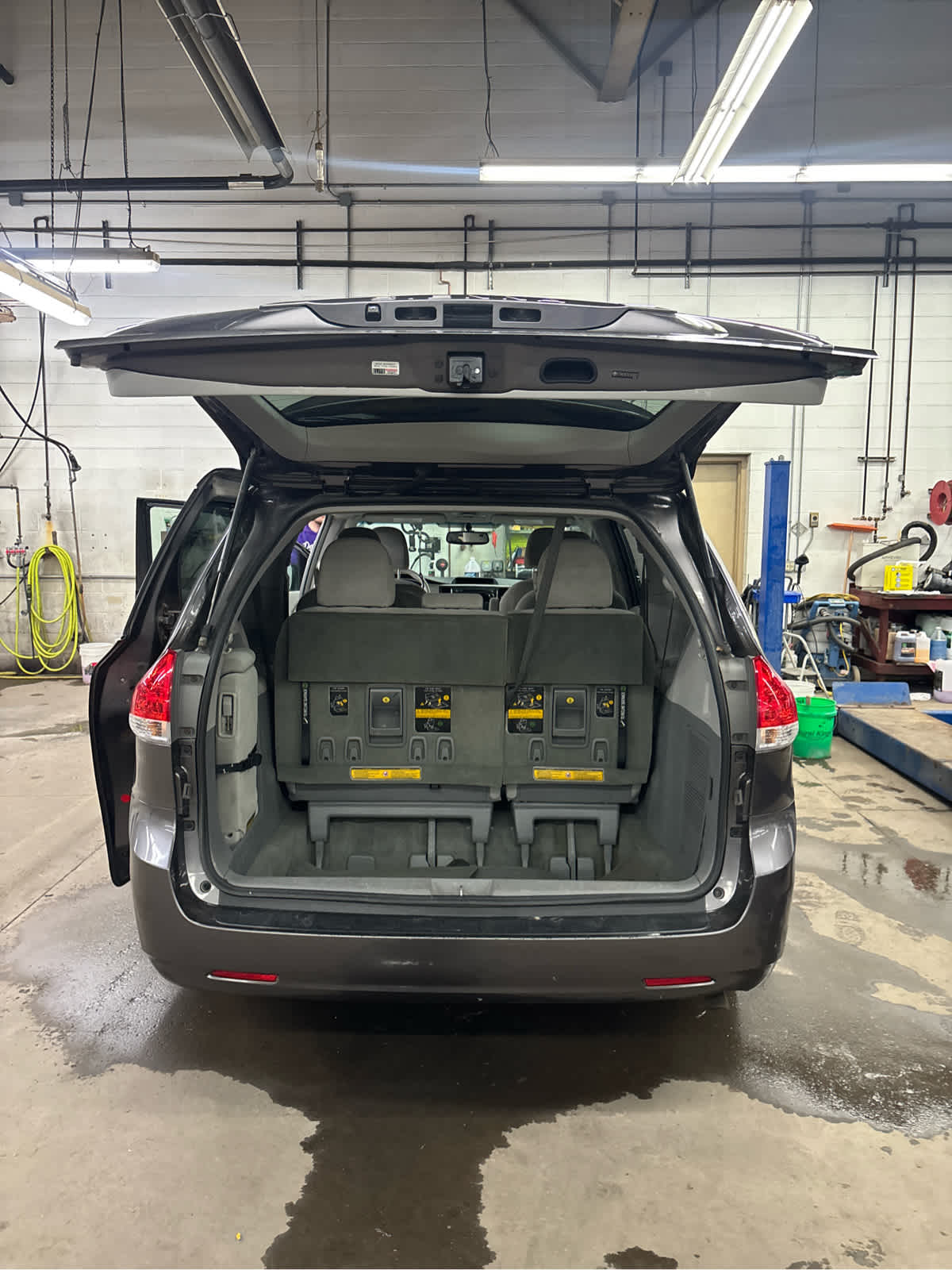 2014 Toyota Sienna LE