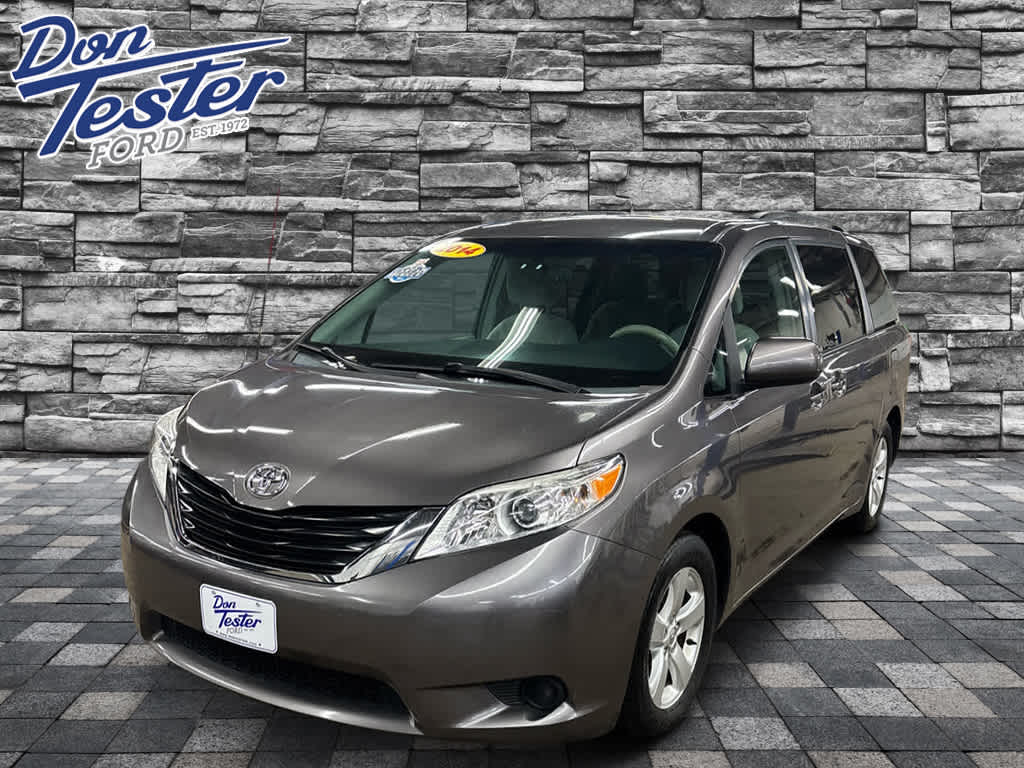 2014 Toyota Sienna LE